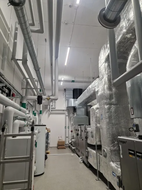 AEL LED installation i maskinrum
